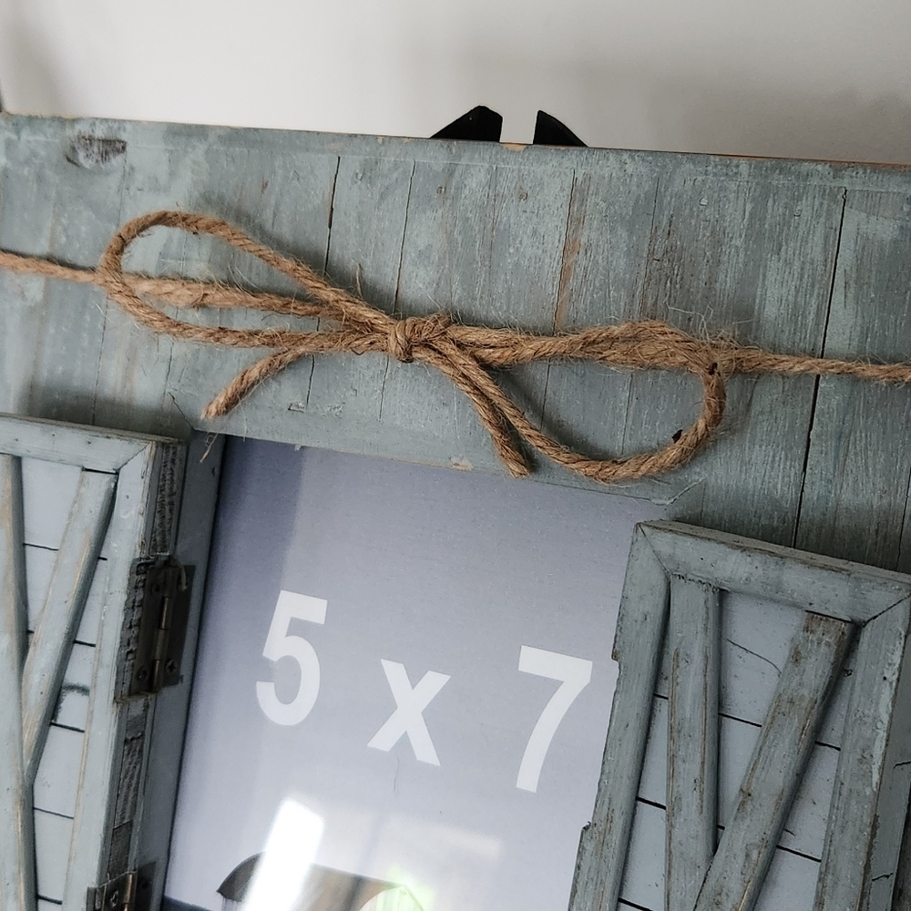 Rustic Picture Frame with Barn Doors, Kelly Berkey Art, 5x7 Picture Frame Unique - Picture 7 of 16